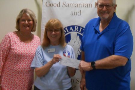 Kings Point Baby Boomers Club, Janet Meyer, President and Ned Letts, VP, presenting check to Patricia Rapach